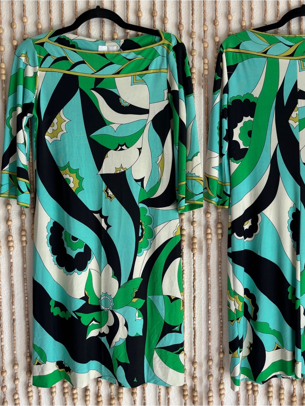Donna Morgan Mod Blue Green 60s Floral Bell Sleeve Stretch Shift Going Out Dress